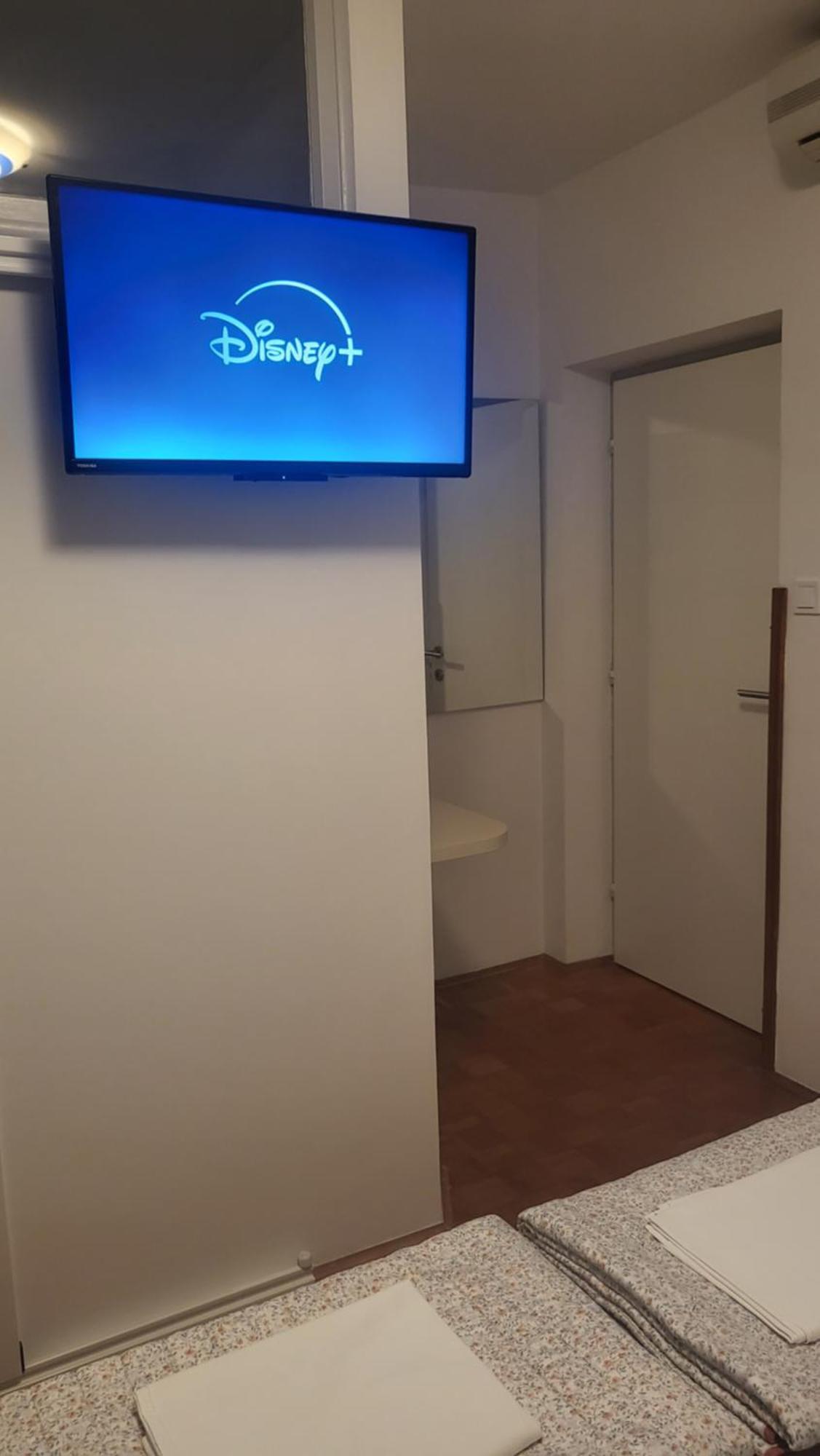 Apartments & Rooms Fam Ribaric Banjol Rom bilde